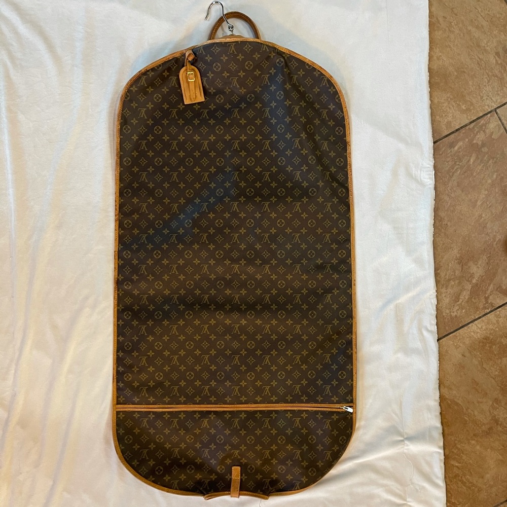 Louis Vuitton VINTAGE Hanging Garment Bag